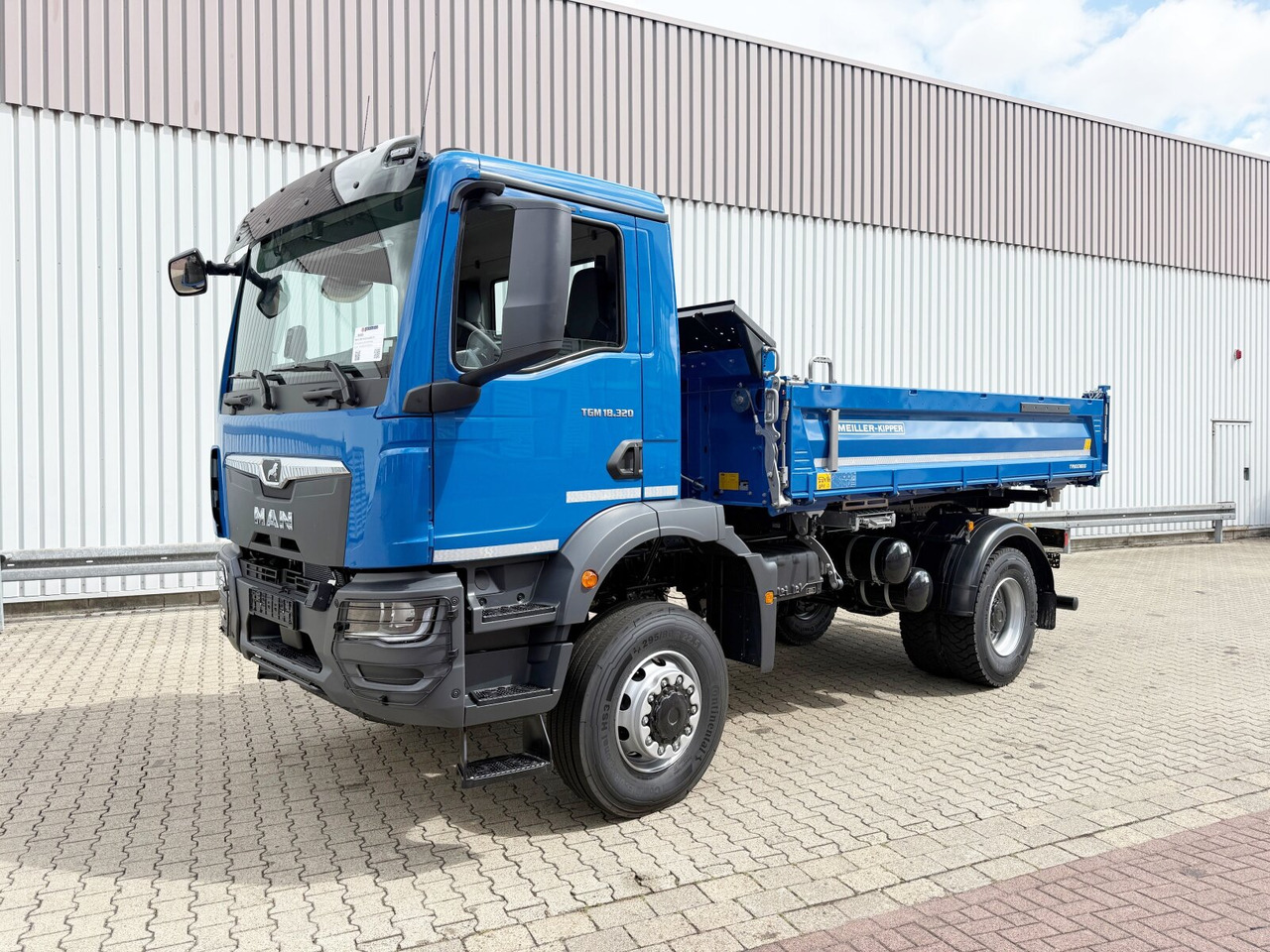 Camião basculante novo MAN TGM 18.320 4x4 BB CH TGM 18.320 4x4 BB CH, Navi, Meiller Trigenius: foto 8