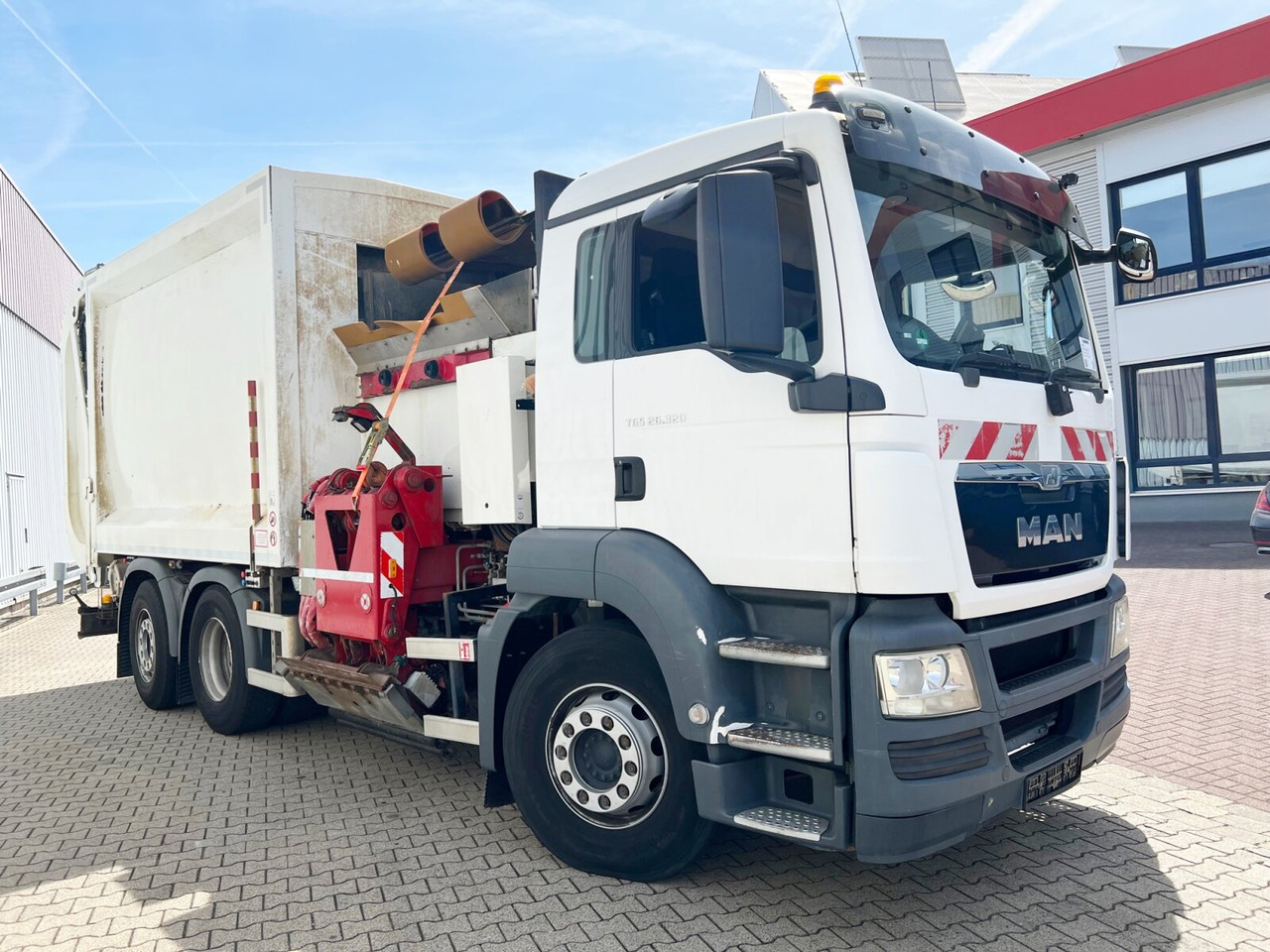 MAN TGS 26.320 6x2-4 LL TGS 26.320/400 6x2-4 LL, Rechtslenker, Retarder, Lift-/Lenkachse, VDL Translift Seitenlader - Caminhão de lixo: foto 1 MAN TGS 26.320 6x2-4 LL TGS 26.320/400 6x2-4 LL, Rechtslenker, Retarder, Lift-/Lenkachse, VDL Translift Seitenlader - Caminhão de lixo: foto 1