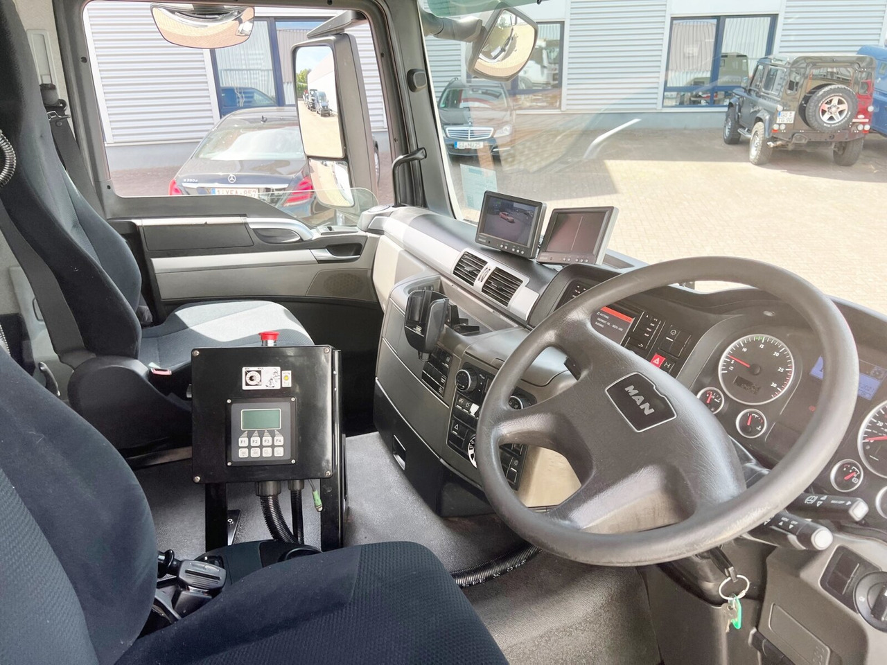 Leasing de MAN TGS 26.320 6x2-4 LL TGS 26.320/400 6x2-4 LL, Rechtslenker, Retarder, Lift-/Lenkachse, VDL Translift Seitenlader MAN TGS 26.320 6x2-4 LL TGS 26.320/400 6x2-4 LL, Rechtslenker, Retarder, Lift-/Lenkachse, VDL Translift Seitenlader: foto 15