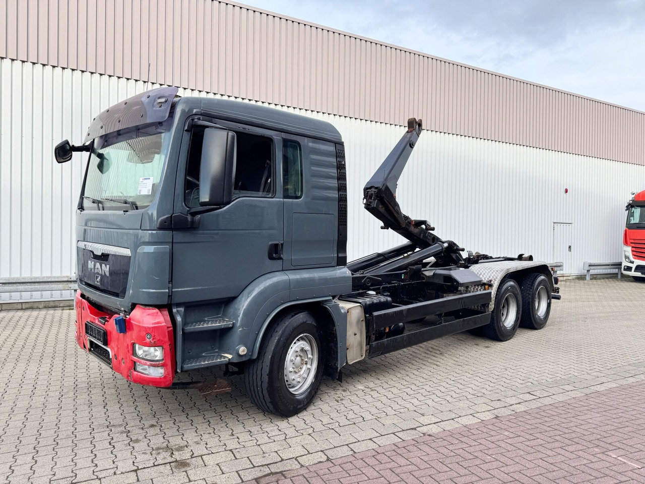 MAN TGS 26.440 6x4 BB TGS 26.440 6x4 BB, Meiller Schub-Knick - Camião polibenne: foto 1 MAN TGS 26.440 6x4 BB TGS 26.440 6x4 BB, Meiller Schub-Knick - Camião polibenne: foto 1