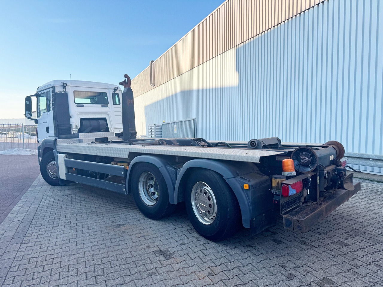 Camião polibenne MAN TGS 26.480 6x2-4 BL TGS 26.480 6x2-4 BL, Lenk-Liftachse, VDL Abrollkipper bis 7m Container: foto 12