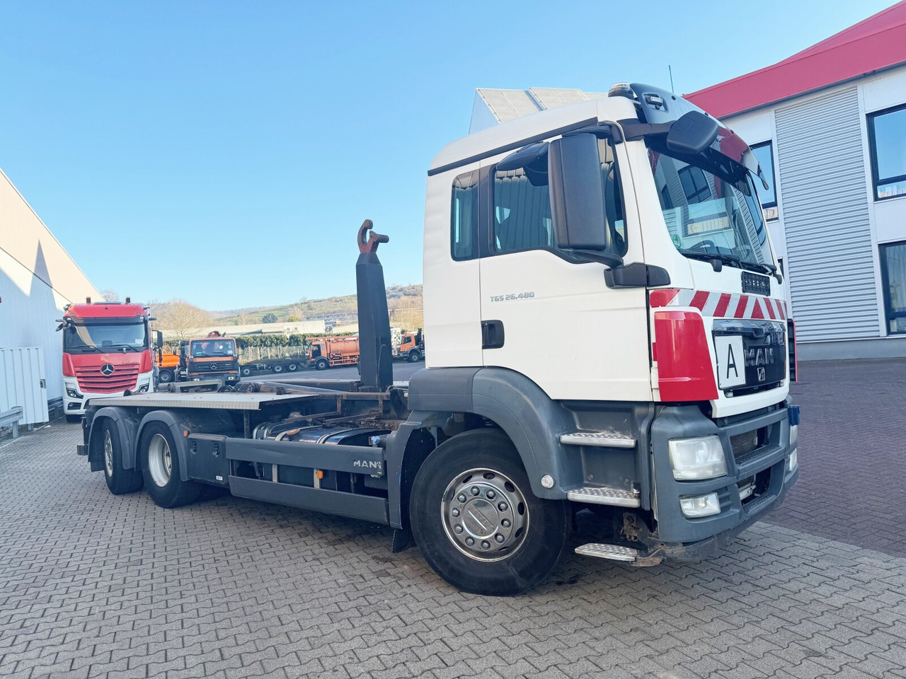 Camião polibenne MAN TGS 26.480 6x2-4 BL TGS 26.480 6x2-4 BL, Lenk-Liftachse, VDL Abrollkipper bis 7m Container: foto 8