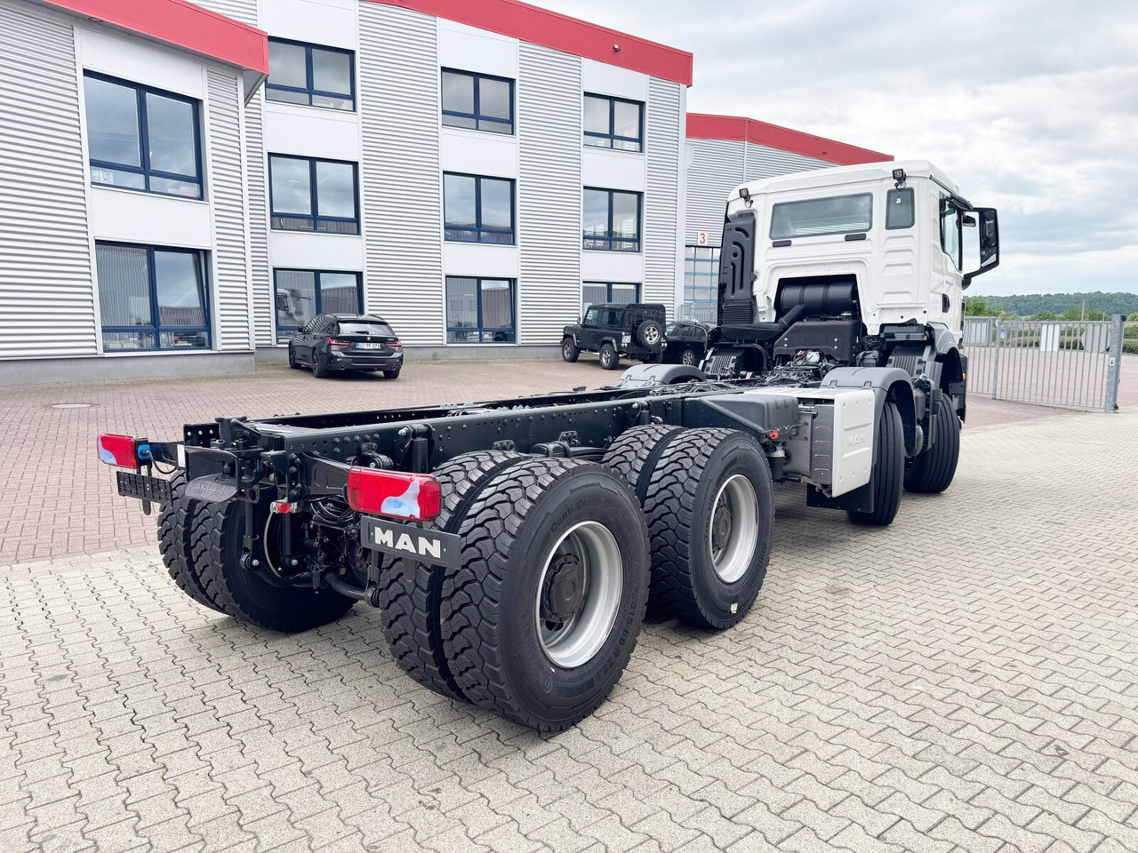 Camião basculante novo MAN TGS 35.480 8x8 BB CH TGS 35.480 8x8 BB CH, Hohe Bauart, Nebenantrieb: foto 11