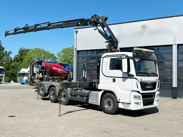 MAN TGS 35.500 8x4-4 BL TGS 35.500 8x4-4 BL, Lenk-/Liftachse, Kran HMF 3220-K6, Funk - Camião polibenne, Camião grua: foto 1 MAN TGS 35.500 8x4-4 BL TGS 35.500 8x4-4 BL, Lenk-/Liftachse, Kran HMF 3220-K6, Funk - Camião polibenne, Camião grua: foto 1