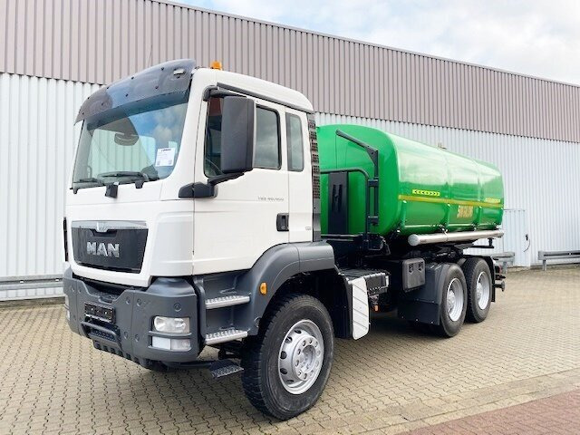 MAN TGS 40.400 6x4 BB TGS 40.400 6x4 BB mit 20.000l Tank - Caminhão tanque: foto 1 MAN TGS 40.400 6x4 BB TGS 40.400 6x4 BB mit 20.000l Tank - Caminhão tanque: foto 1