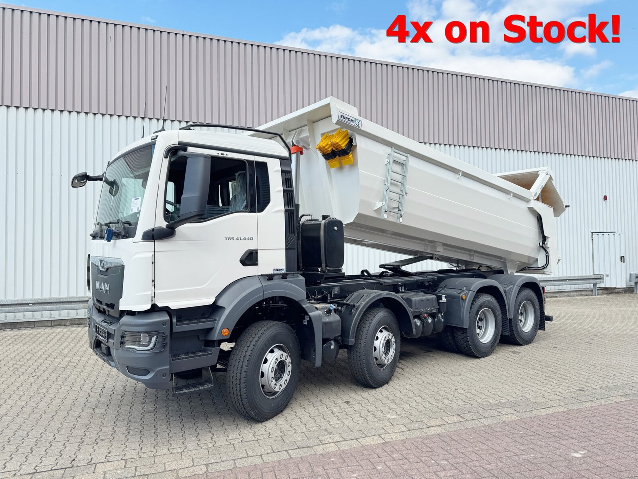 MAN TGS 41.440/480 8x4 BB TGS 41.440/480 8x4 BB, Mulde ca. 16m³ mit hydraulischer Heckklappe, mehrfach VORHANDEN - Camião chassi: foto 1 MAN TGS 41.440/480 8x4 BB TGS 41.440/480 8x4 BB, Mulde ca. 16m³ mit hydraulischer Heckklappe, mehrfach VORHANDEN - Camião chassi: foto 1
