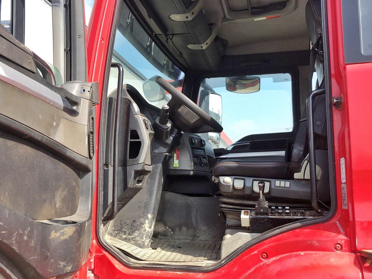 MAN TGS 41.480 8X8 BB TGS 41.480 8X8 BB, Bender Stahlmulde ca. 18m³, hydr. Heckklappe - Camião chassi: foto 2 MAN TGS 41.480 8X8 BB TGS 41.480 8X8 BB, Bender Stahlmulde ca. 18m³, hydr. Heckklappe - Camião chassi: foto 2