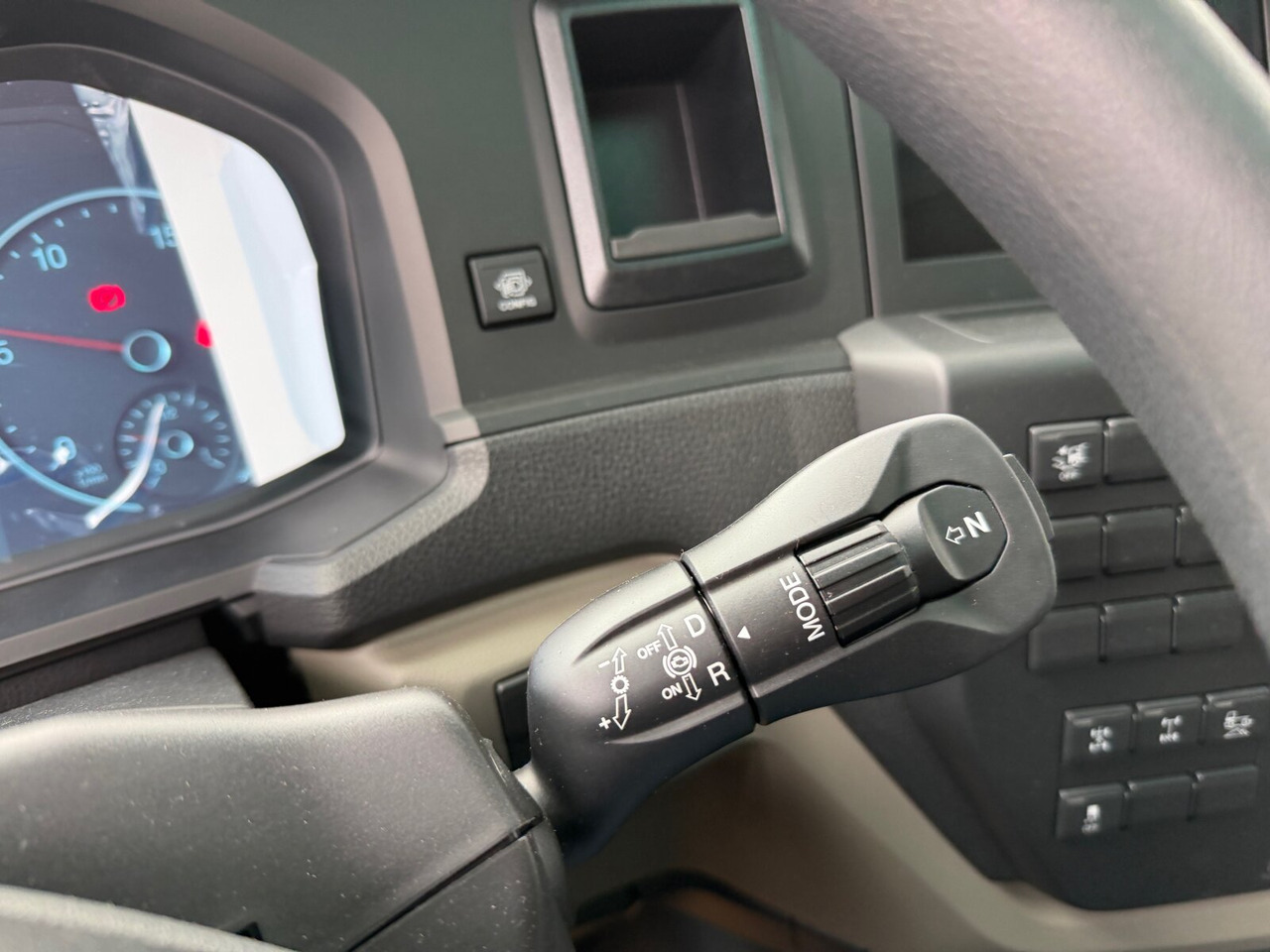 MAN TGS 41.480 8x4 BB CH TGS 41.480 8x4 BB CH, MEHRFACH VORHANDEN! - Camião chassi: foto 5 MAN TGS 41.480 8x4 BB CH TGS 41.480 8x4 BB CH, MEHRFACH VORHANDEN! - Camião chassi: foto 5