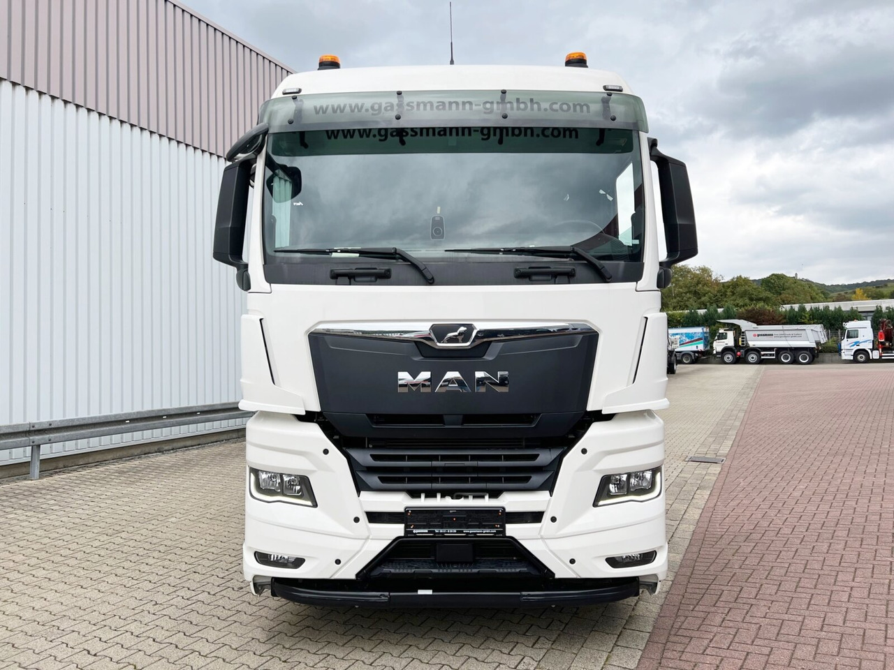 Camião grua, Camião de caixa aberta/ Plataforma novo MAN TGX 26.510 6x2-4 LL CH TGX 26.510 6x2-4 LL, Kran Hiab X-HiPro 548 E-8, Lenk-/Liftachse, TwistLock 20Fuß, Funk, Retarder: foto 9