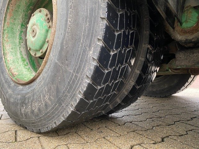 Mercedes-Benz 2635 6x4 2635 6x4, V8-Motor - Camião basculante: foto 3 Mercedes-Benz 2635 6x4 2635 6x4, V8-Motor - Camião basculante: foto 3