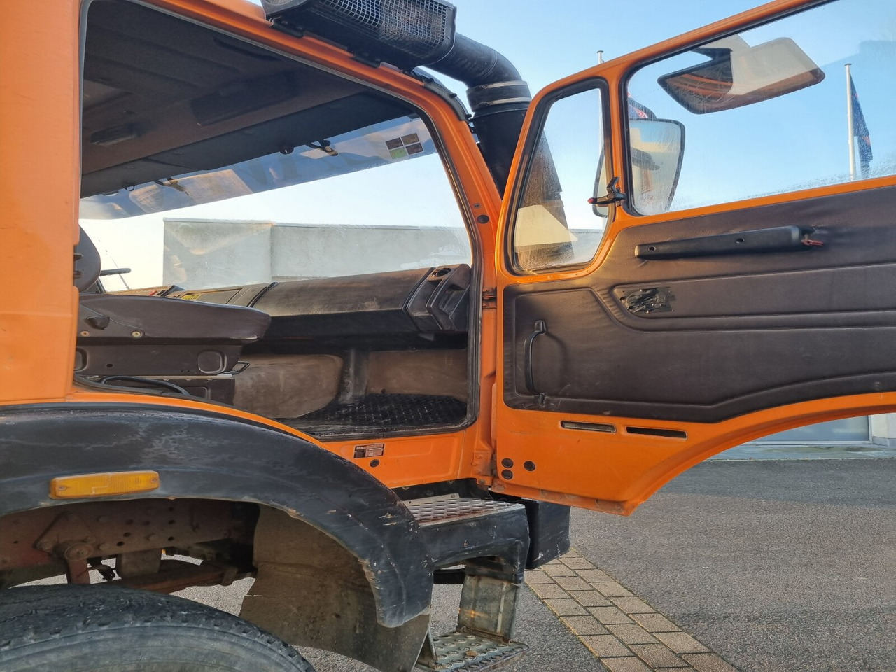 Mercedes-Benz - 2636 AK 6x6 - Camião basculante: foto 5 Mercedes-Benz - 2636 AK 6x6 - Camião basculante: foto 5