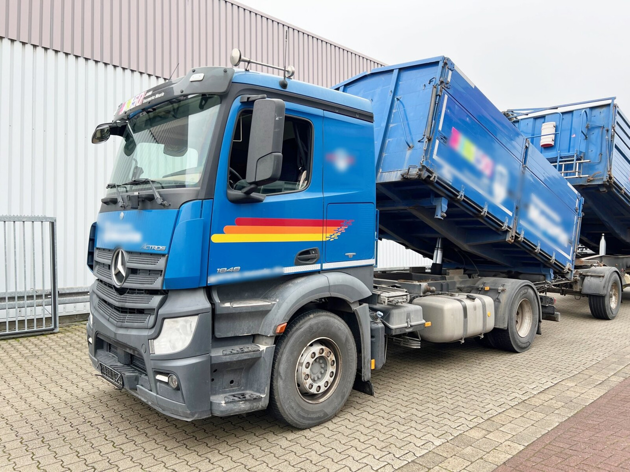 Mercedes-Benz Actros 1848 L 4x2 Actros 1848 L 4x2, Retarder, Getreidekipper ca. 16m³ - Camião basculante: foto 1 Mercedes-Benz Actros 1848 L 4x2 Actros 1848 L 4x2, Retarder, Getreidekipper ca. 16m³ - Camião basculante: foto 1