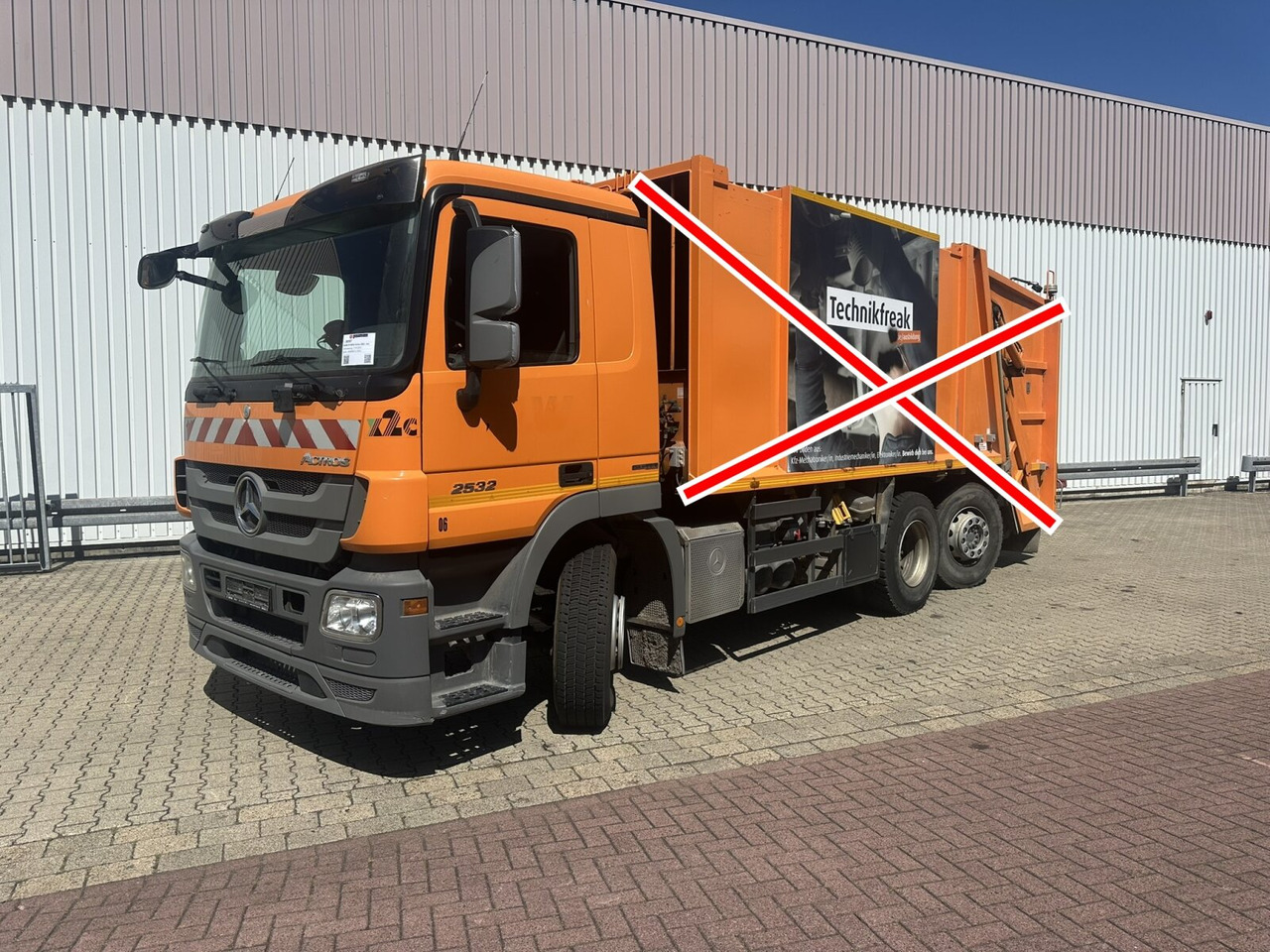 Mercedes-Benz Actros 2532 L 6x2 Actros 2532/41 L 6x2, EEV, Lenkachse - Camião chassi: foto 1 Mercedes-Benz Actros 2532 L 6x2 Actros 2532/41 L 6x2, EEV, Lenkachse - Camião chassi: foto 1