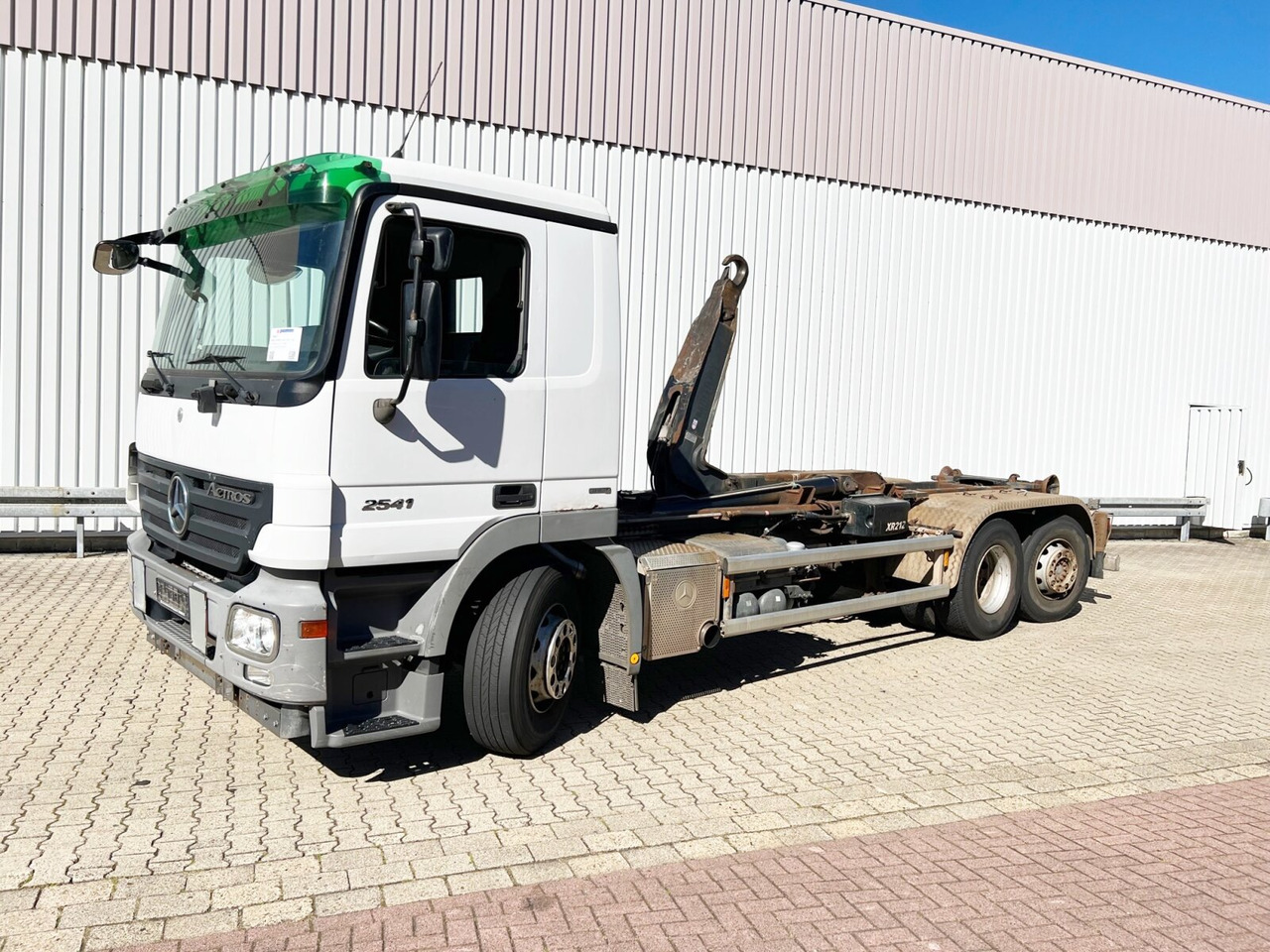 Mercedes-Benz Actros 2541 L 6x2 Actros 2541 L 6x2/48 Retarder, Lenk-/Liftachse - Camião polibenne: foto 1 Mercedes-Benz Actros 2541 L 6x2 Actros 2541 L 6x2/48 Retarder, Lenk-/Liftachse - Camião polibenne: foto 1