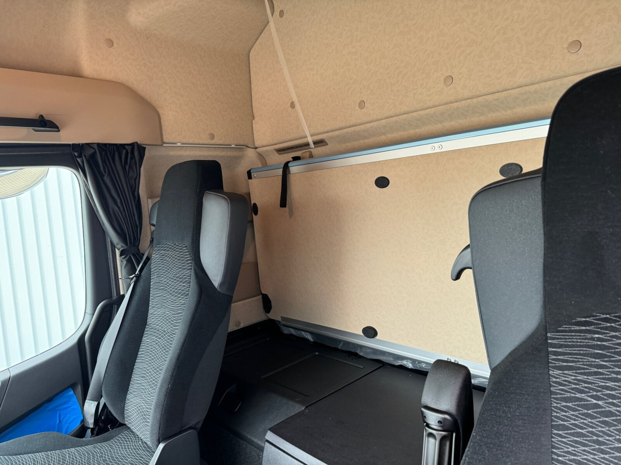 Camião polibenne novo Mercedes-Benz Actros 2545 L 6x2 Actros 2545 L 6x2, Lenk-/Liftachse, StreamSpace, MultimediaCockpit: foto 6