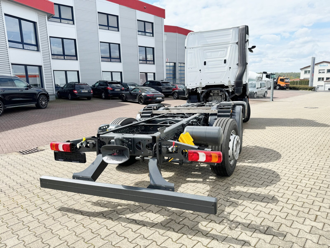 Camião chassi novo Mercedes-Benz Actros 2548 L 6x2 Actros 2548 L 6x2, Retarder, Lenk-/Liftachse, Navi, MirrorCam, MultimediaCockpit: foto 8