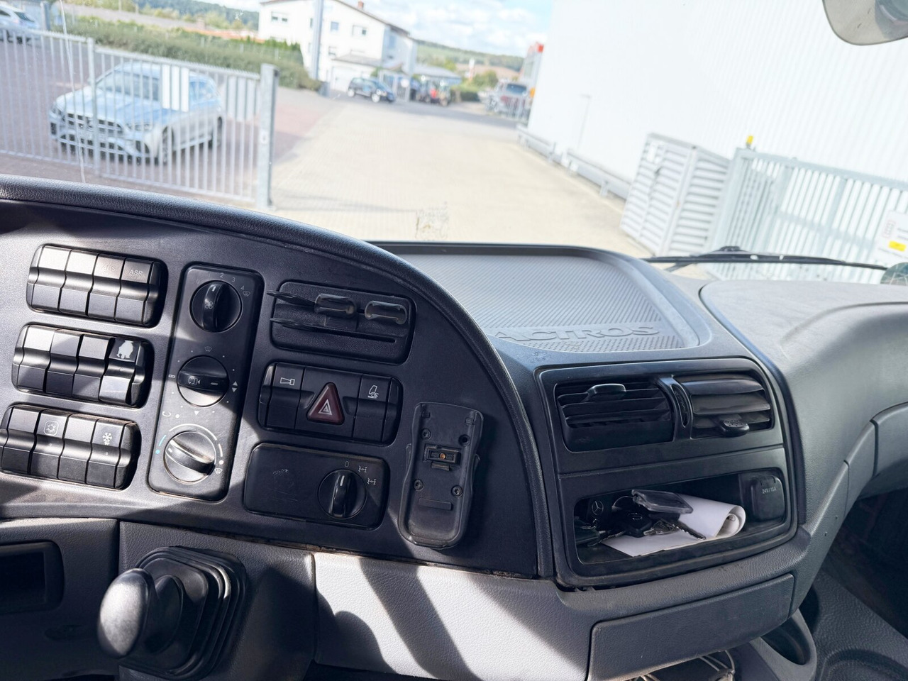 Mercedes-Benz Actros 2646 K 6x4 Actros 2646 K 6x4, Retarder - Camião chassi: foto 2 Mercedes-Benz Actros 2646 K 6x4 Actros 2646 K 6x4, Retarder - Camião chassi: foto 2