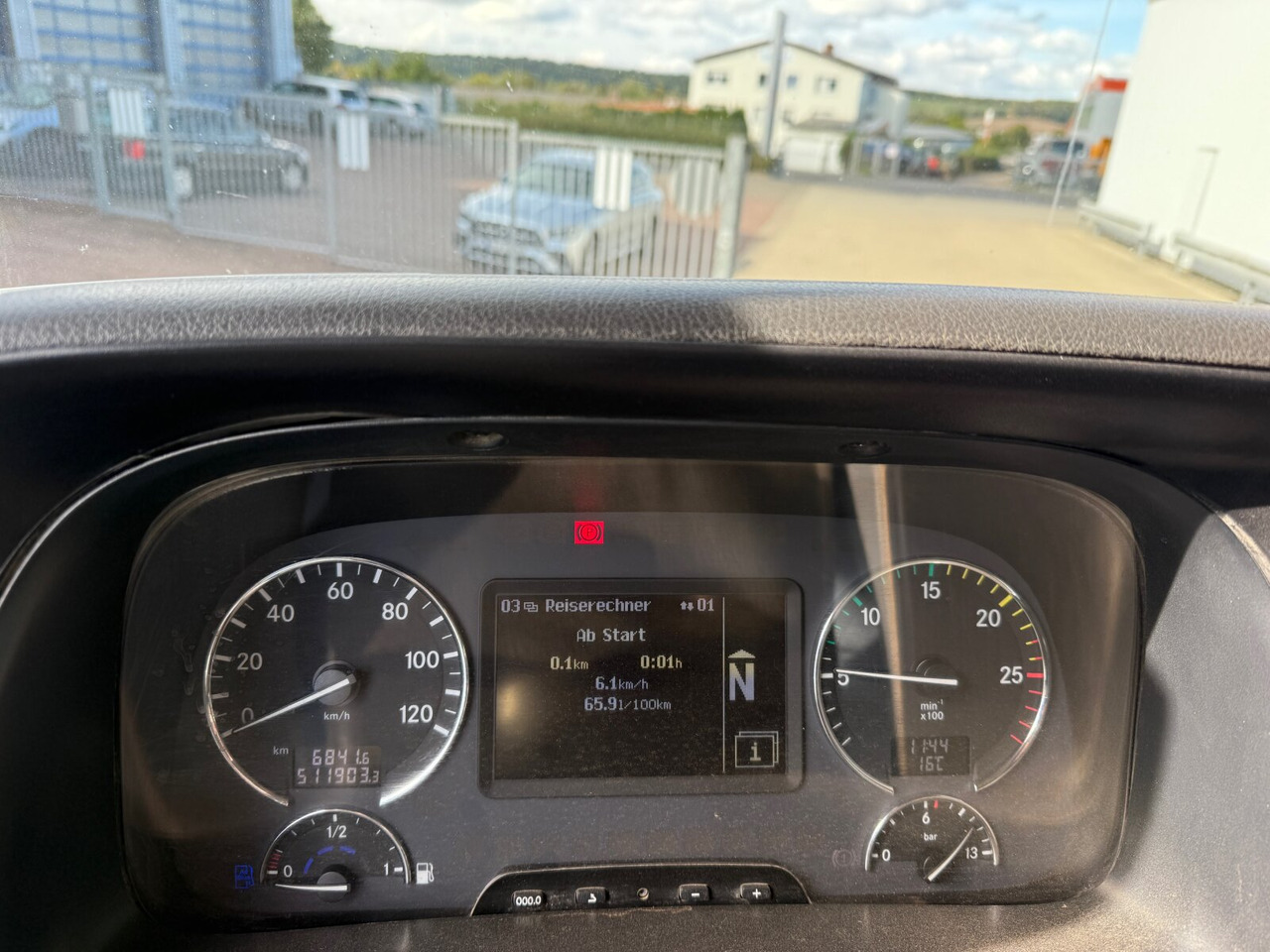 Mercedes-Benz Actros 2646 K 6x4 Actros 2646 K 6x4, Retarder, Bordmatik - Camião basculante: foto 5 Mercedes-Benz Actros 2646 K 6x4 Actros 2646 K 6x4, Retarder, Bordmatik - Camião basculante: foto 5