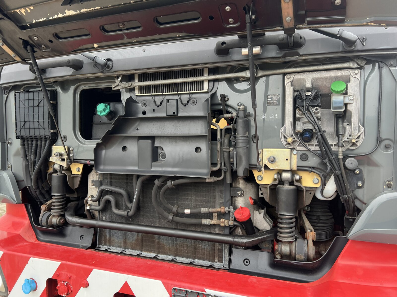 Leasing de Mercedes-Benz Actros 3346 AK 6x6 Actros 3346 AK 6x6 Mercedes-Benz Actros 3346 AK 6x6 Actros 3346 AK 6x6: foto 14
