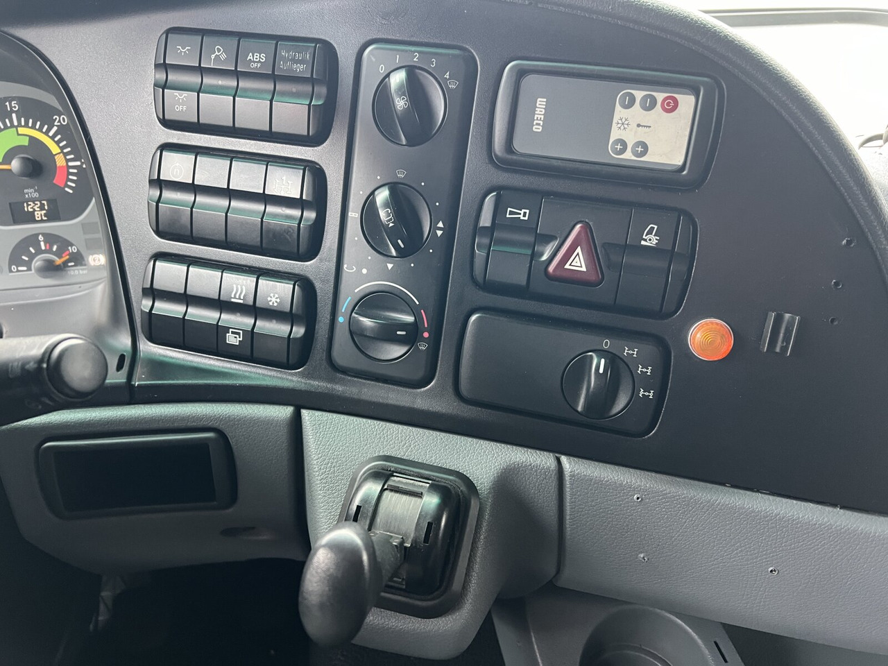 Leasing de Mercedes-Benz Actros 3346 AK 6x6 Actros 3346 AK 6x6 Mercedes-Benz Actros 3346 AK 6x6 Actros 3346 AK 6x6: foto 6