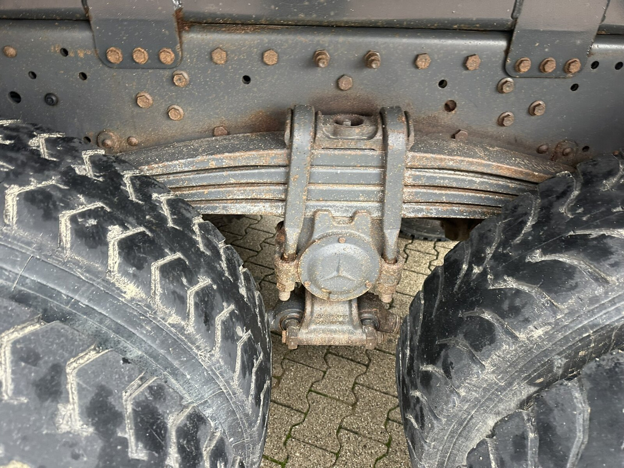 Mercedes-Benz Actros 4140 8x4/4 Actros 4140 8x4/4, Alu-Bordwände - Camião basculante: foto 3 Mercedes-Benz Actros 4140 8x4/4 Actros 4140 8x4/4, Alu-Bordwände - Camião basculante: foto 3