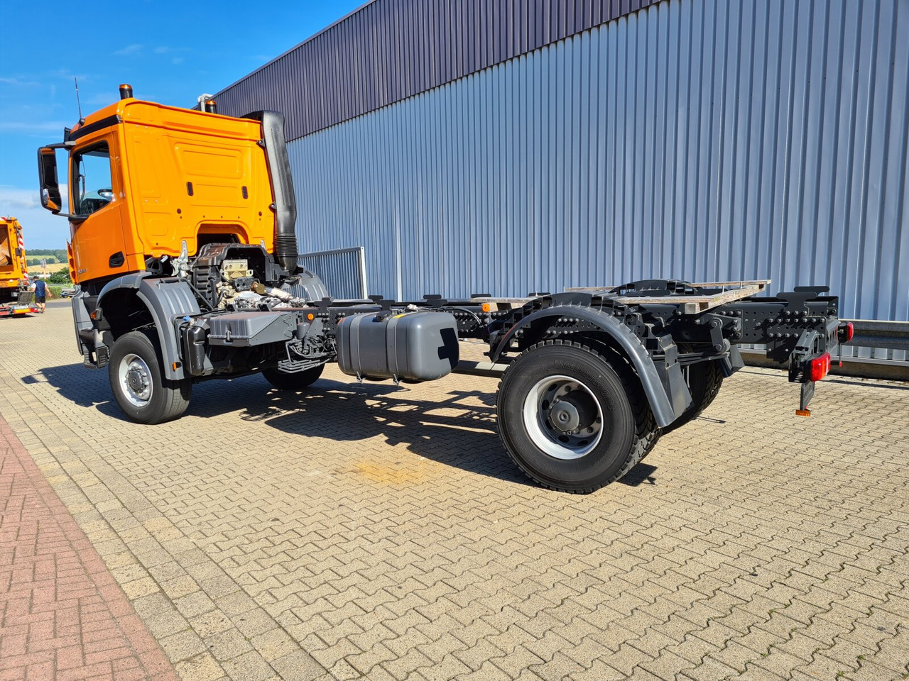 Camião chassi novo Mercedes-Benz Arocs 2033 A 4x4 Arocs 2033 A 4x4, Grounder, Motorabtrieb: foto 9 Camião chassi novo Mercedes-Benz Arocs 2033 A 4x4 Arocs 2033 A 4x4, Grounder, Motorabtrieb: foto 9