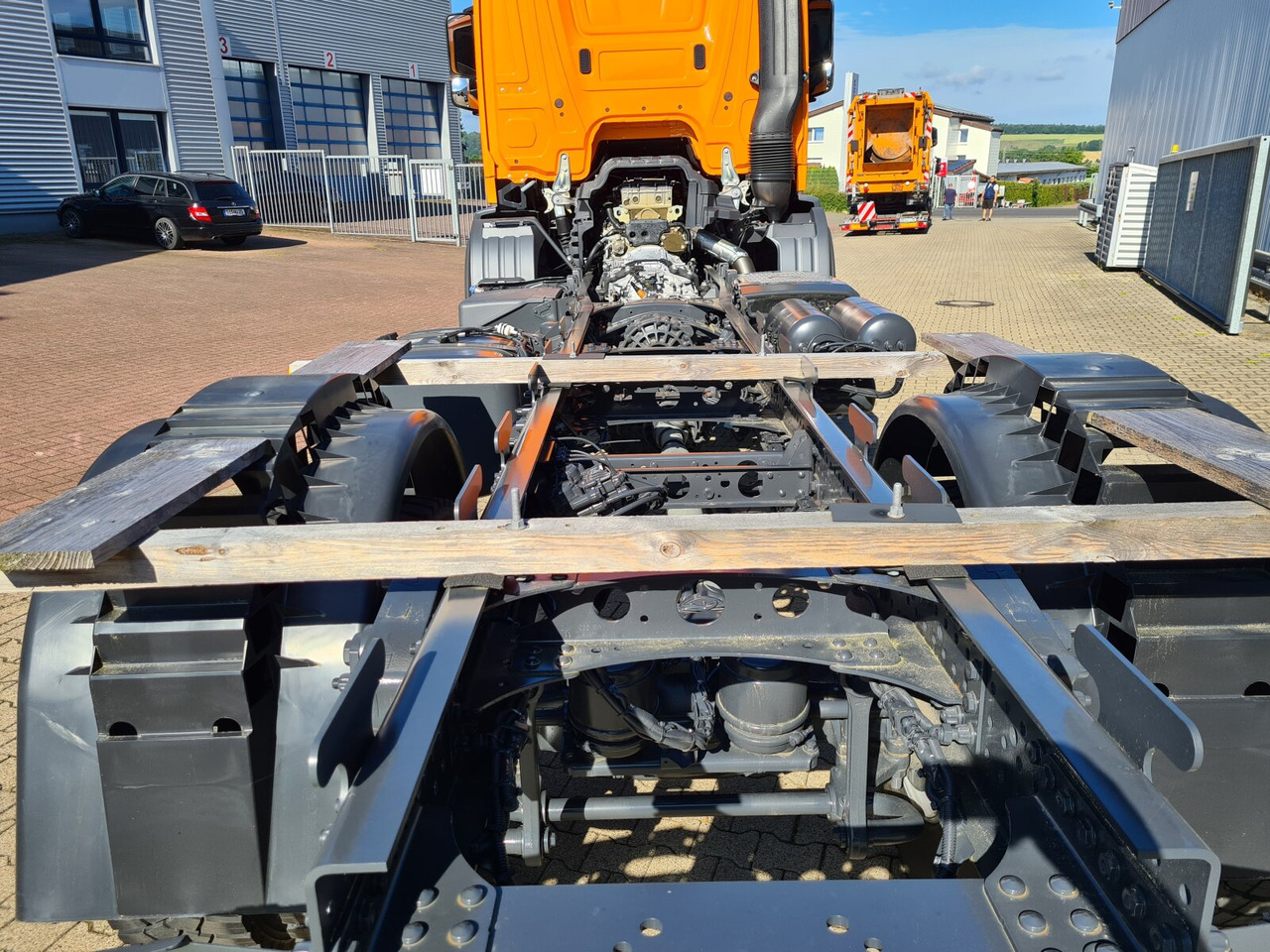 Camião chassi novo Mercedes-Benz Arocs 2033 A 4x4 Arocs 2033 A 4x4, Grounder, Motorabtrieb: foto 14 Camião chassi novo Mercedes-Benz Arocs 2033 A 4x4 Arocs 2033 A 4x4, Grounder, Motorabtrieb: foto 14