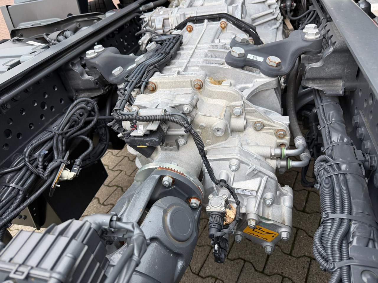 Mercedes-Benz Arocs 2542 L 6x2/4 Arocs 2542/45 L 6x2/4, Vorlauflenk-/liftachse, Navi, MultimediaCockpit - Camião multibenne: foto 2 Mercedes-Benz Arocs 2542 L 6x2/4 Arocs 2542/45 L 6x2/4, Vorlauflenk-/liftachse, Navi, MultimediaCockpit - Camião multibenne: foto 2