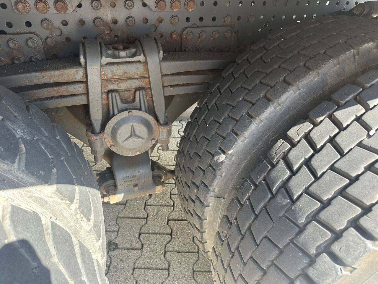 Mercedes-Benz Arocs 2645 K 6x4 Arocs 2645 K 6x4, Retarder - Camião basculante: foto 4 Mercedes-Benz Arocs 2645 K 6x4 Arocs 2645 K 6x4, Retarder - Camião basculante: foto 4