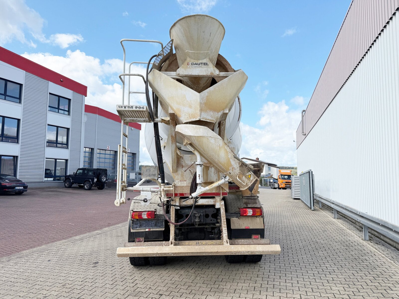 Camião betoneira Mercedes-Benz Arocs 3240 8x4 Arocs 3240 8x4, 9 cbm Liebherr HTM 904 F: foto 11