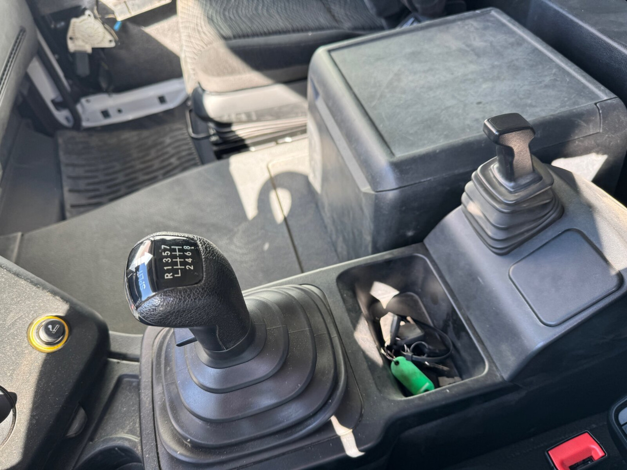 Leasing de Mercedes-Benz Arocs 3242/48 LK 8x4/4 Arocs 3242/48 LK 8x4/4, Lenk-/Liftachse, Nebenantrieb Mercedes-Benz Arocs 3242/48 LK 8x4/4 Arocs 3242/48 LK 8x4/4, Lenk-/Liftachse, Nebenantrieb: foto 6