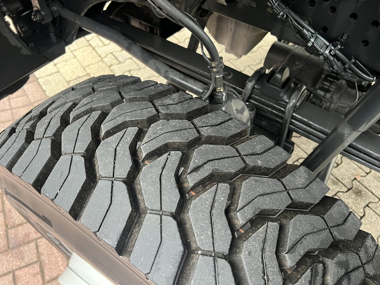 Mercedes-Benz Arocs 3340/46 A 6x6 Arocs 3340/46 A 6x6/39, Grounder - Camião polibenne: foto 4 Mercedes-Benz Arocs 3340/46 A 6x6 Arocs 3340/46 A 6x6/39, Grounder - Camião polibenne: foto 4