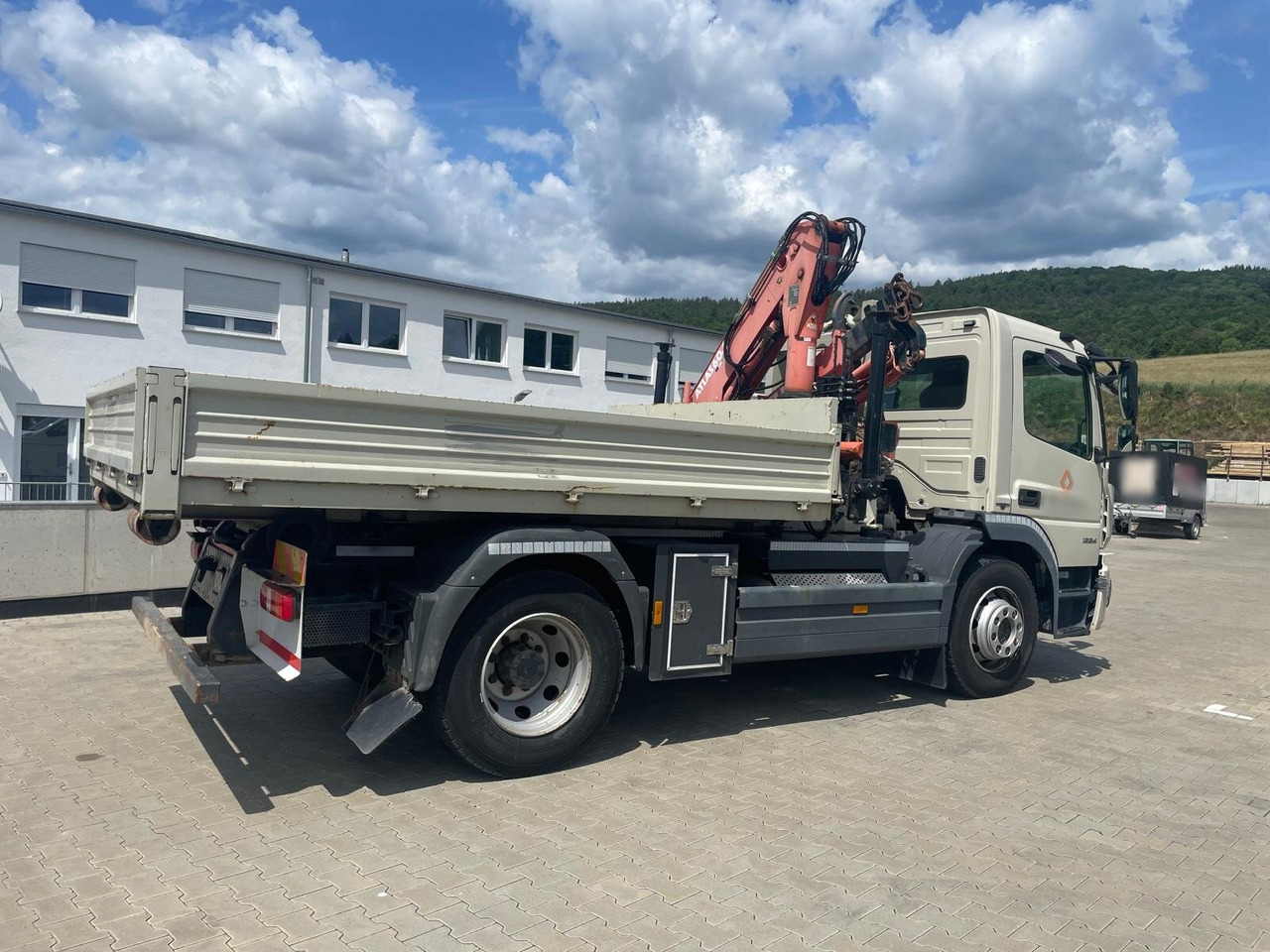 Mercedes-Benz Atego 1224 K 4x2 Atego 1224 K 4x2 - Camião polibenne: foto 2 Mercedes-Benz Atego 1224 K 4x2 Atego 1224 K 4x2 - Camião polibenne: foto 2