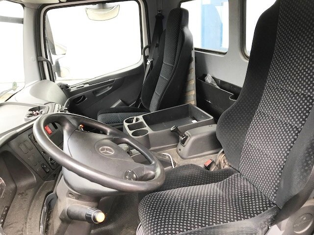 Mercedes-Benz Atego 1224 L 4x2 Atego 1224 L 4x2 Glastransporter, gegen Aufpreis Heckkran Fassi F95A21 - Camião de caixa aberta/ Plataforma, Camião grua: foto 4 Mercedes-Benz Atego 1224 L 4x2 Atego 1224 L 4x2 Glastransporter, gegen Aufpreis Heckkran Fassi F95A21 - Camião de caixa aberta/ Plataforma, Camião grua: foto 4