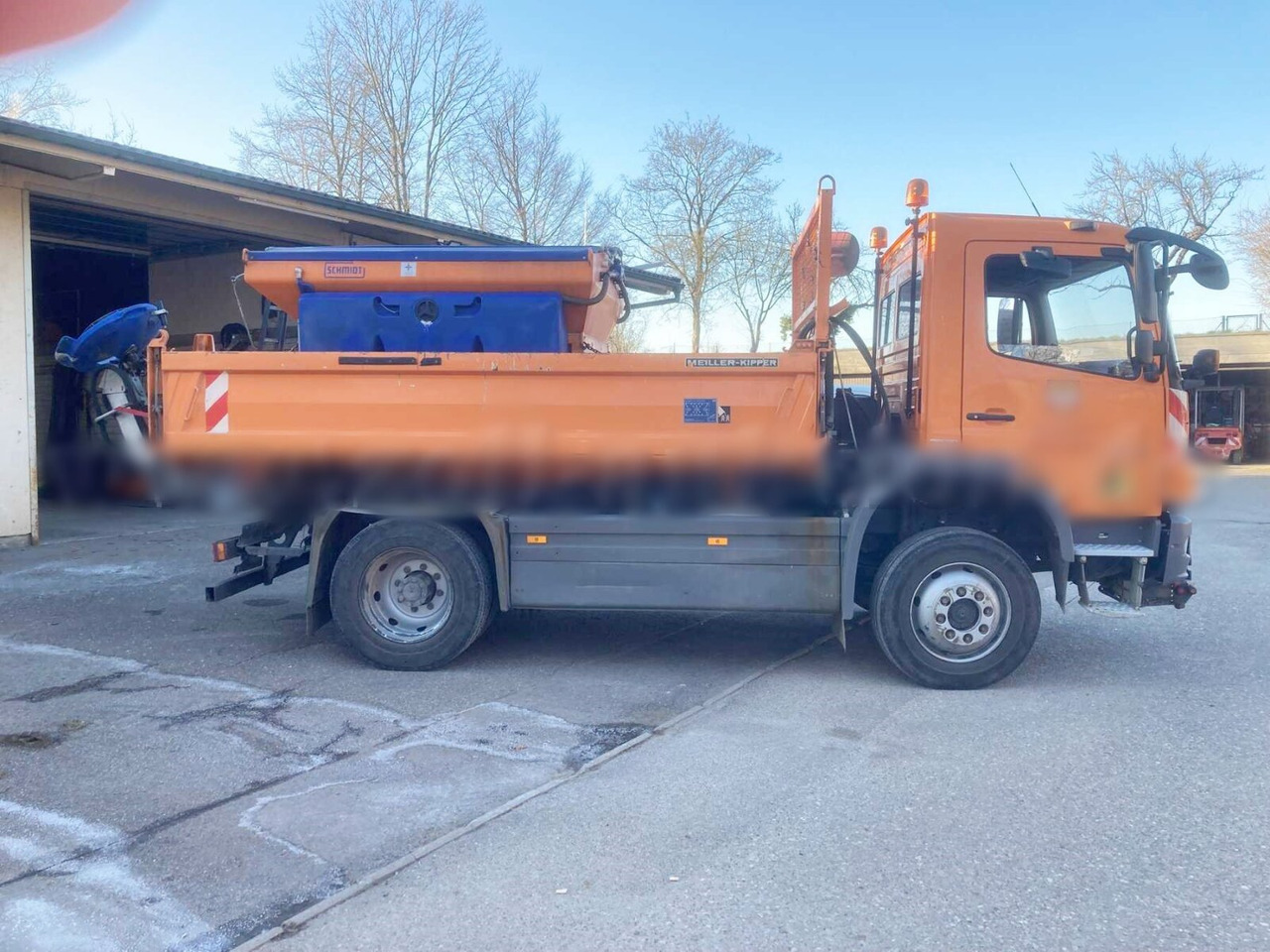 Mercedes-Benz Atego 1624 AK 4x4 Atego 1624 AK 4x4, Winterdienstausstattung - Camião basculante: foto 2 Mercedes-Benz Atego 1624 AK 4x4 Atego 1624 AK 4x4, Winterdienstausstattung - Camião basculante: foto 2