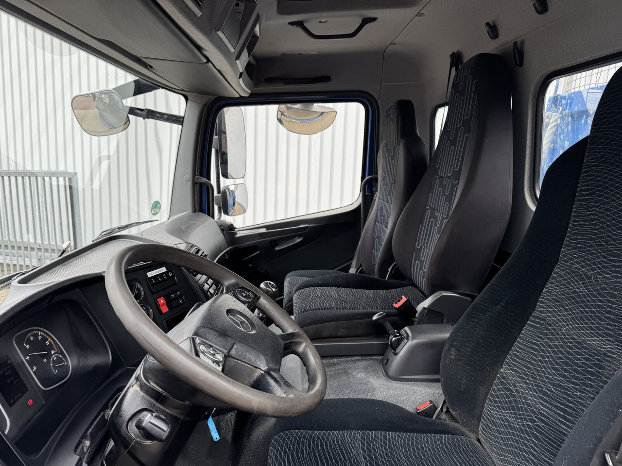 Mercedes-Benz Atego 1630 AK 4x4 Atego 1630 AK 4x4, Meiller - Camião basculante: foto 3 Mercedes-Benz Atego 1630 AK 4x4 Atego 1630 AK 4x4, Meiller - Camião basculante: foto 3