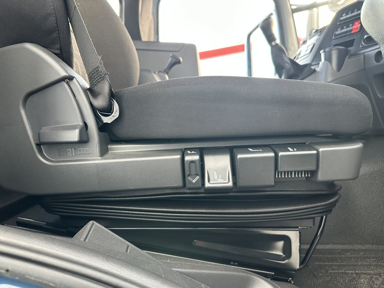 Leasing de Mercedes-Benz Atego 1630 AK 4x4 Atego 1630 AK 4x4, Rechtslenker Mercedes-Benz Atego 1630 AK 4x4 Atego 1630 AK 4x4, Rechtslenker: foto 6
