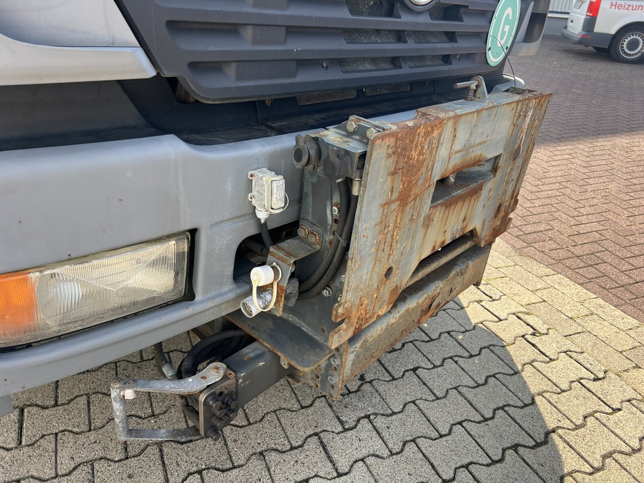 Camião chassi Mercedes-Benz Atego 1828 L 4x2 Atego 1828 L 4x2,Rechtslenker, Winterdienstplatte: foto 11