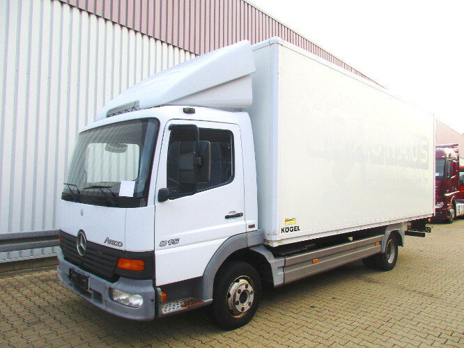 Mercedes-Benz Atego 815 4x2 - Camião furgão: foto 1 Mercedes-Benz Atego 815 4x2 - Camião furgão: foto 1