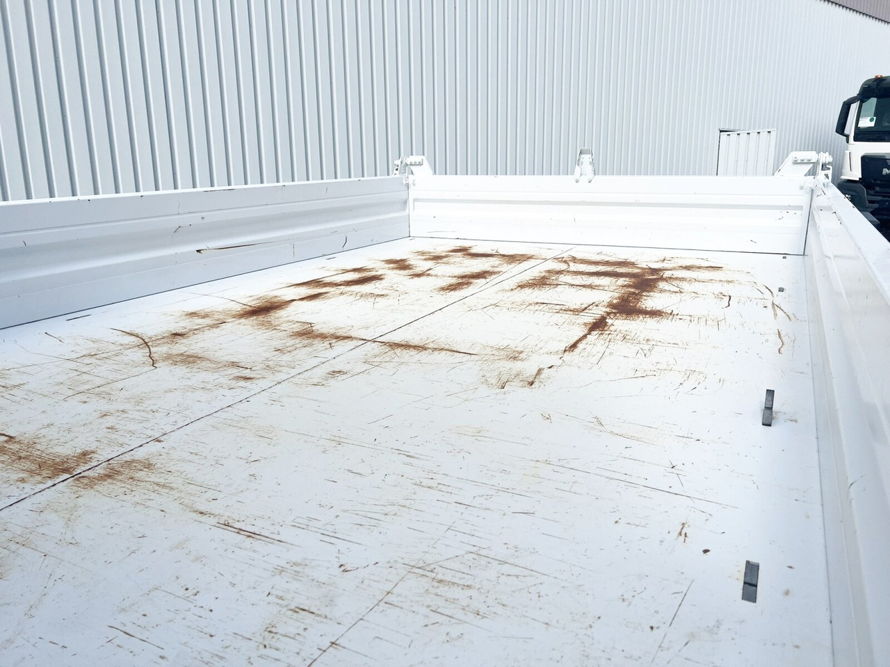 Mercedes-Benz Atego 818/23 K 4x2 Atego 818/23 K 4x2, 2x AHK, Meiller-Kipper, mehrfach Vorhanden! - Camião basculante: foto 2 Mercedes-Benz Atego 818/23 K 4x2 Atego 818/23 K 4x2, 2x AHK, Meiller-Kipper, mehrfach Vorhanden! - Camião basculante: foto 2