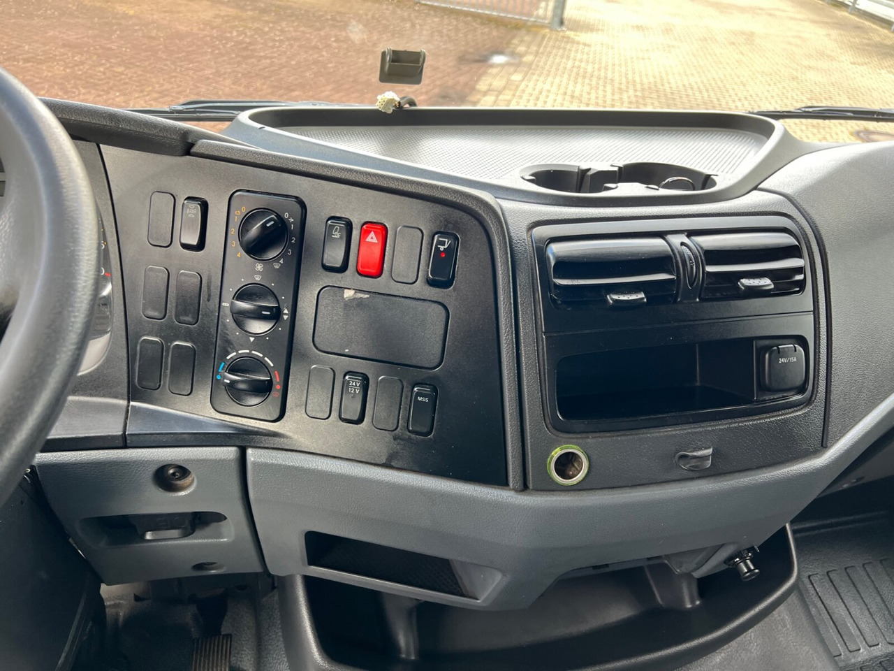 Mercedes-Benz Atego 818 L 4x2 Atego 818 L 4x2 mit MBB LBW, 4x Vorhanden! - Camião furgão: foto 5 Mercedes-Benz Atego 818 L 4x2 Atego 818 L 4x2 mit MBB LBW, 4x Vorhanden! - Camião furgão: foto 5