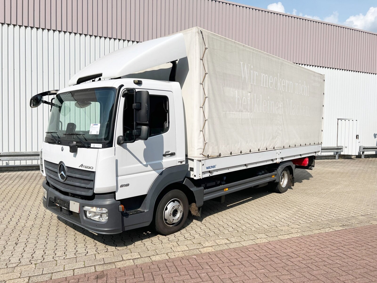 Mercedes-Benz Atego 818 L 4x2 Atego 818 L 4x2 mit Sörensen LBW - Camião de lona: foto 1 Mercedes-Benz Atego 818 L 4x2 Atego 818 L 4x2 mit Sörensen LBW - Camião de lona: foto 1