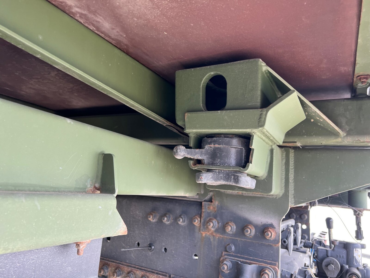 Camião de caixa aberta/ Plataforma Mercedes-Benz Axor 1829 A 4x4 Axor 1829 A 4x4: foto 11