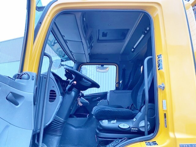 Mercedes-Benz Axor 1833 L 4x2 Axor 1833 L 4x2 mit Heckkran Hiab XS 133 K-2 - Camião grua, Camião de caixa aberta/ Plataforma: foto 2 Mercedes-Benz Axor 1833 L 4x2 Axor 1833 L 4x2 mit Heckkran Hiab XS 133 K-2 - Camião grua, Camião de caixa aberta/ Plataforma: foto 2