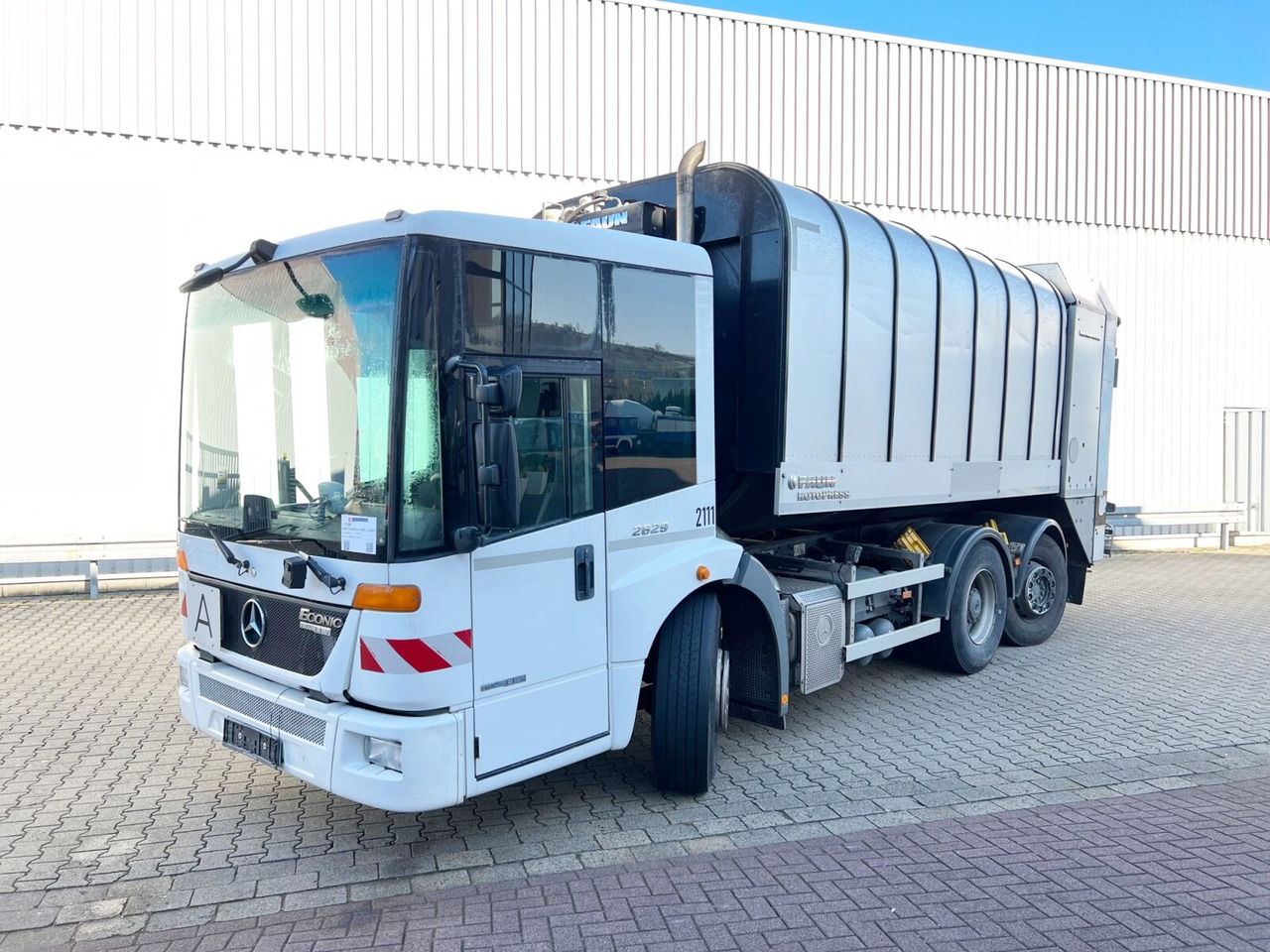 Mercedes-Benz Econic 2629 LL 6x2/4 NLA Econic 2629 LL 6x2/4 NLA, EEV, Lenkachse, FAUN Rotopress 520 L, Zöller-Schüttung - Caminhão de lixo: foto 1 Mercedes-Benz Econic 2629 LL 6x2/4 NLA Econic 2629 LL 6x2/4 NLA, EEV, Lenkachse, FAUN Rotopress 520 L, Zöller-Schüttung - Caminhão de lixo: foto 1