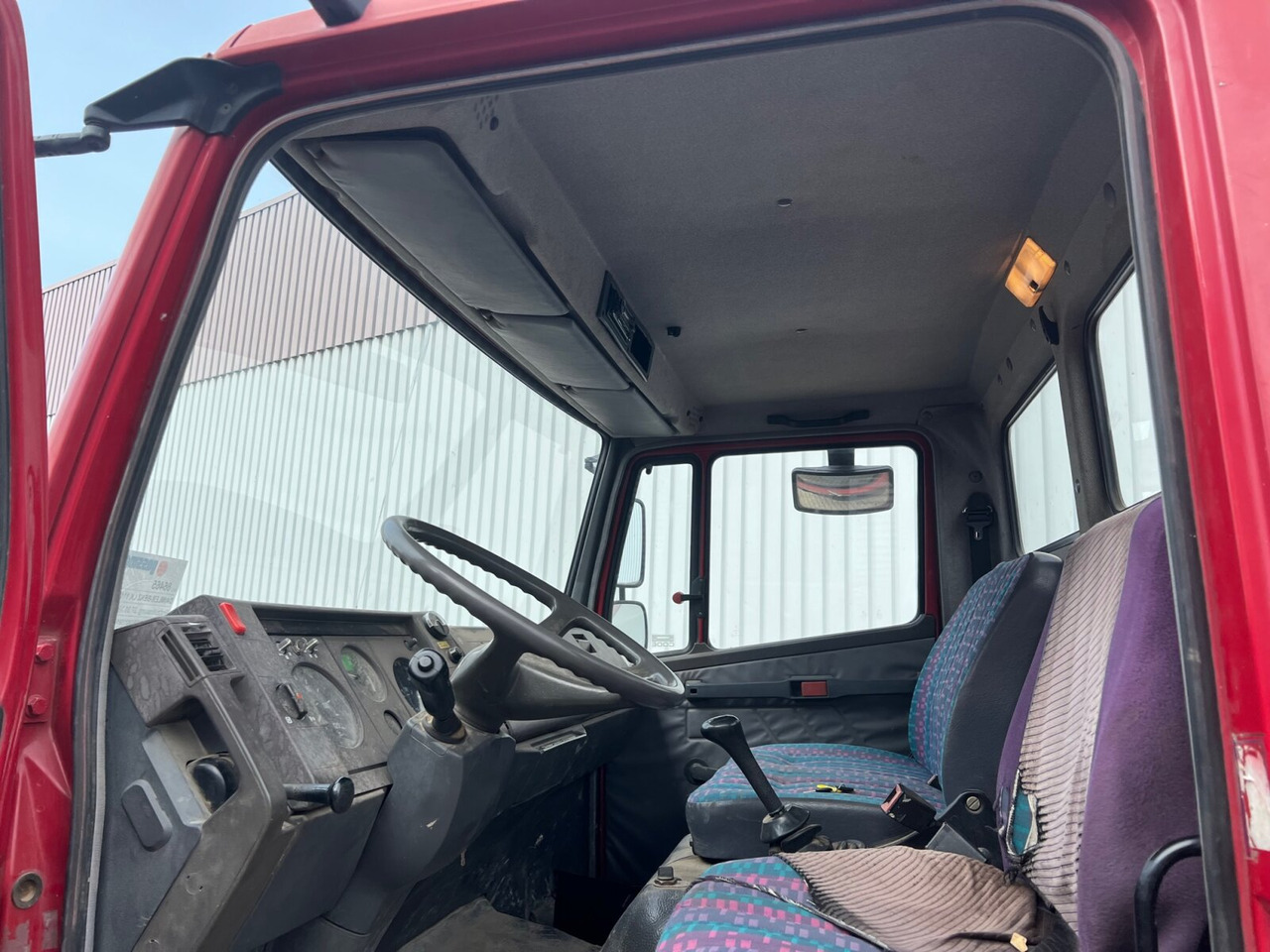 Mercedes-Benz LK 1117 K 4x2 LK 1117 K 4x2, 6-Zylinder Motor, 2x AHK - Camião basculante: foto 2 Mercedes-Benz LK 1117 K 4x2 LK 1117 K 4x2, 6-Zylinder Motor, 2x AHK - Camião basculante: foto 2