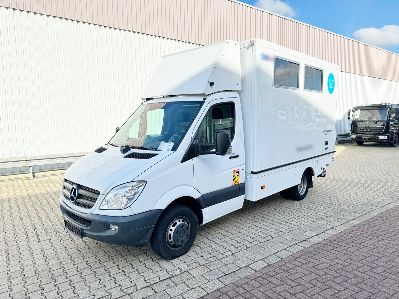 Mercedes-Benz Sprinter 516 CDI 4x2 Sprinter 516 CDI 4x2, Übertragungsfahrzeug - Camião furgão: foto 1 Mercedes-Benz Sprinter 516 CDI 4x2 Sprinter 516 CDI 4x2, Übertragungsfahrzeug - Camião furgão: foto 1