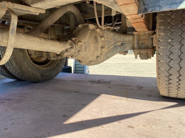 Camião basculante Mitsubishi Canter Fuso 7C15D 4x2 Canter Fuso 7C15D 4x2, Wasserschaden!: foto 14 Camião basculante Mitsubishi Canter Fuso 7C15D 4x2 Canter Fuso 7C15D 4x2, Wasserschaden!: foto 14