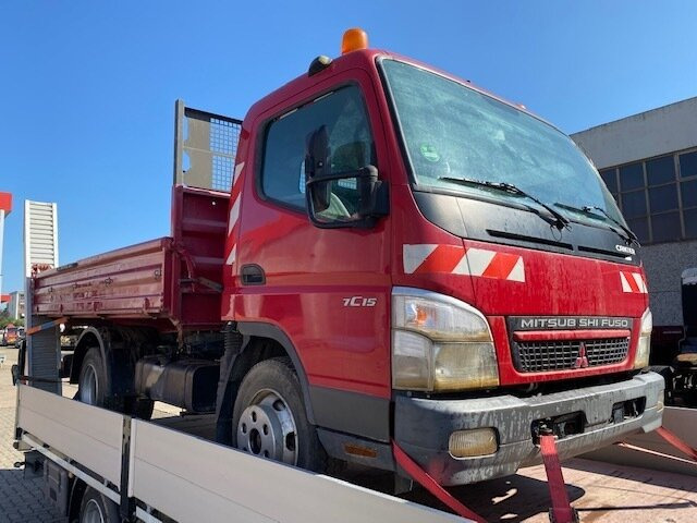 Camião basculante Mitsubishi Canter Fuso 7C15D 4x2 Canter Fuso 7C15D 4x2, Wasserschaden!: foto 7 Camião basculante Mitsubishi Canter Fuso 7C15D 4x2 Canter Fuso 7C15D 4x2, Wasserschaden!: foto 7