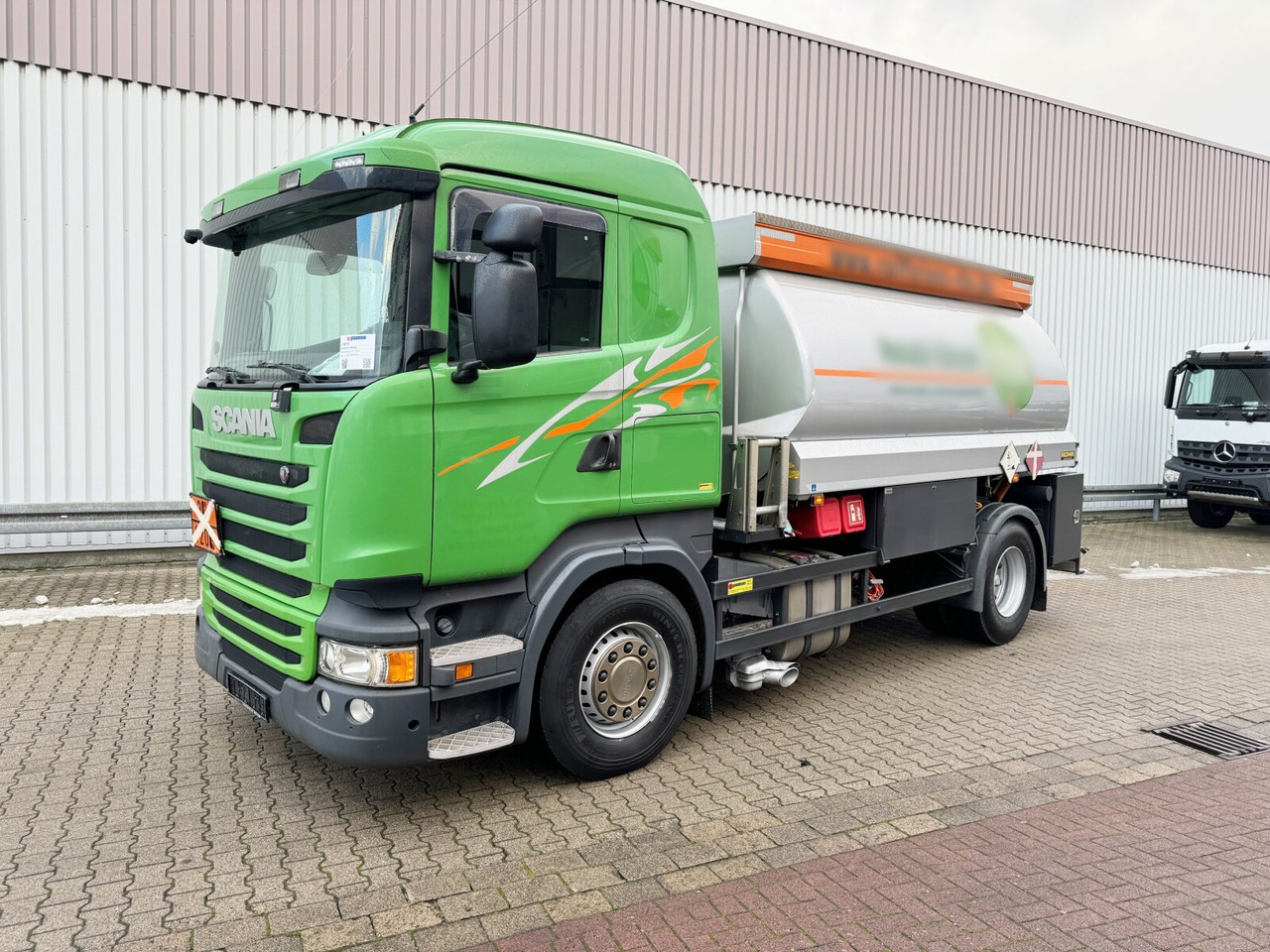 R450 4x2 R450 4x2, Retarder, ADR, Rohr Tank, ca. 14400l - Caminhão tanque: foto 1 R450 4x2 R450 4x2, Retarder, ADR, Rohr Tank, ca. 14400l - Caminhão tanque: foto 1